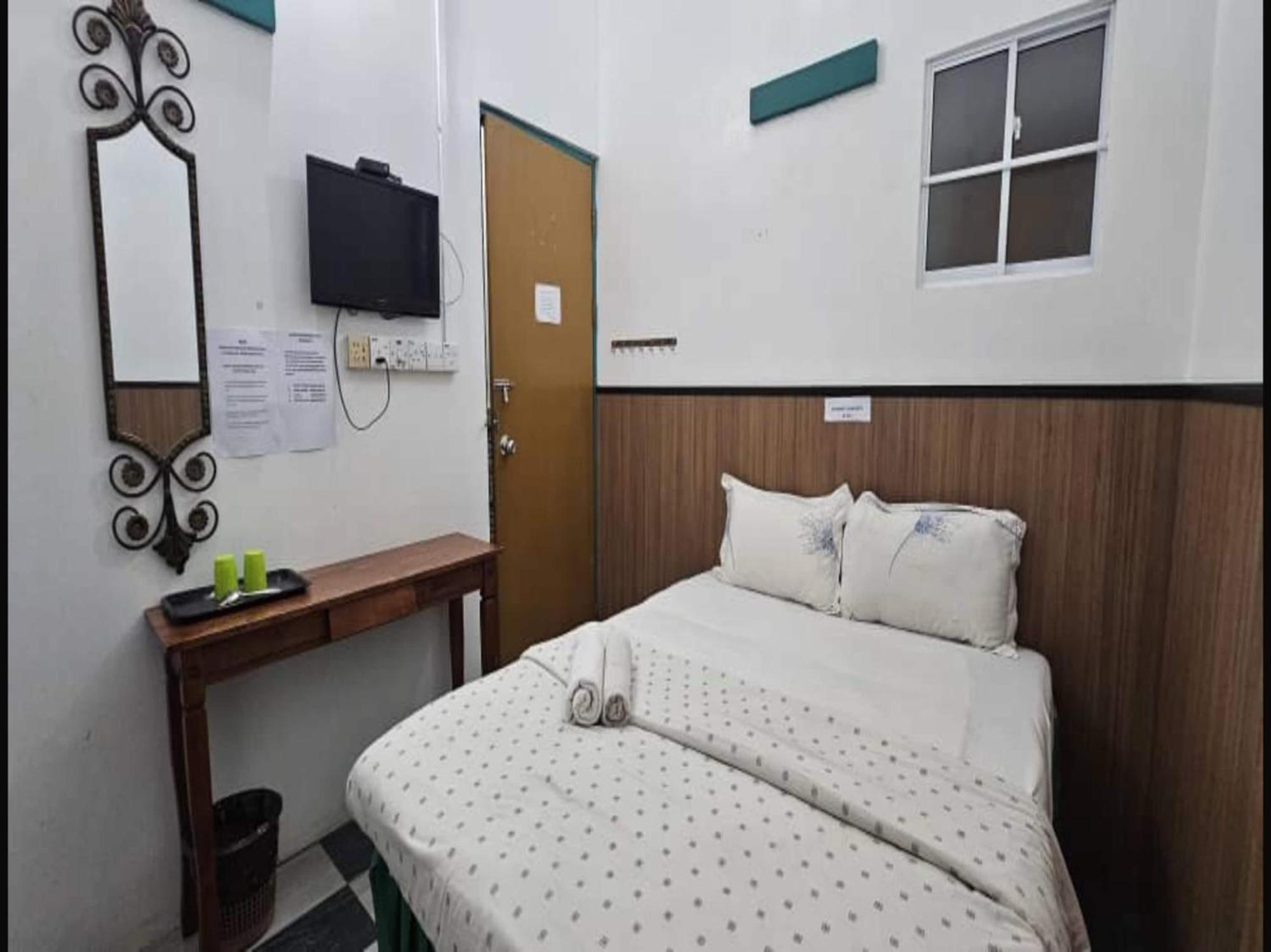 Oyo 90979 Sianglory Inn Kota Kinabalu Exterior foto